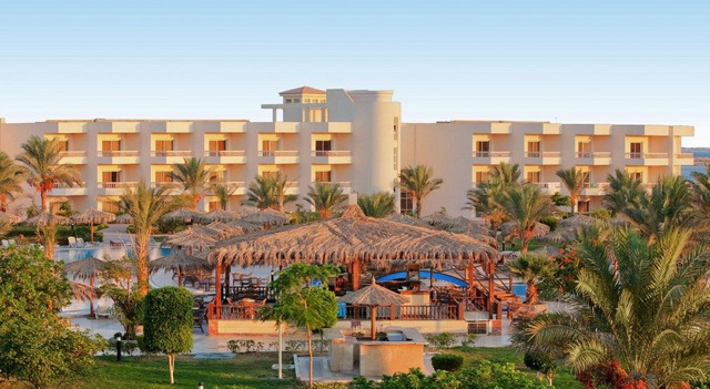 Long Beach Resort Hurghada 4* хотел 4•