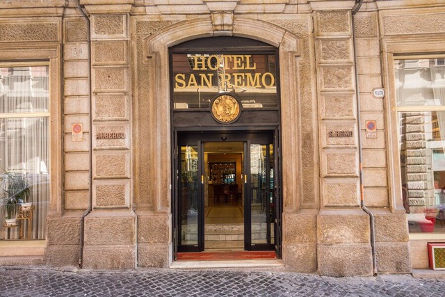 HOTEL SAN REMO *** 3