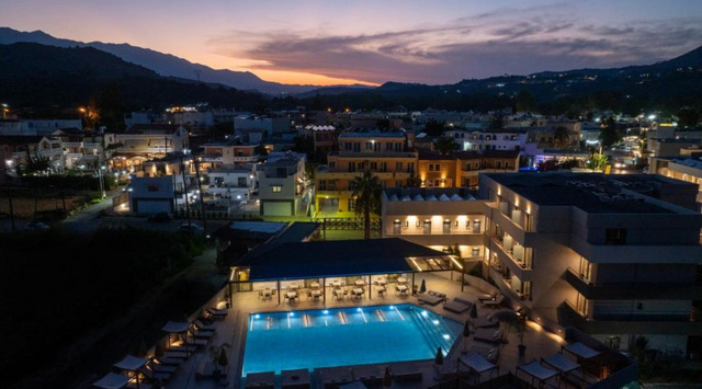 Mare Village Hotel 4�