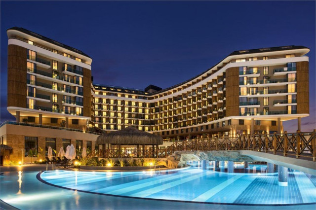 ����� ASKA LARA RESORT & SPA 5�
