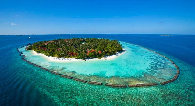 Kurumba Maldives 5 * хотел 5•