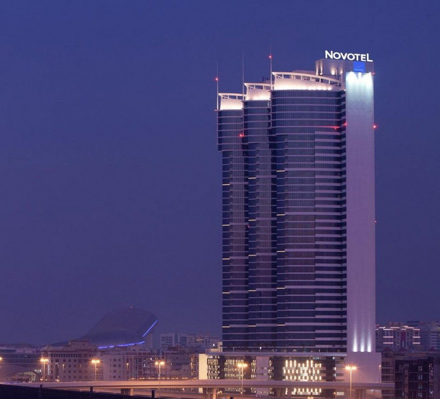 Novotel Al Barsha 4 *  4