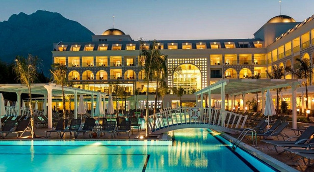 Karmir Resort & Spa 5 * хотел 5•