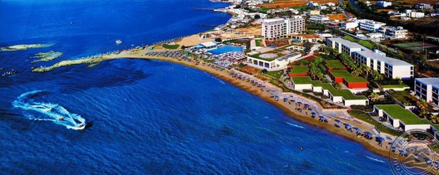 Arina Sand Resort 4*  4