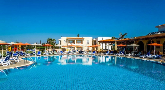 Aktea Beach Village 4 *  4