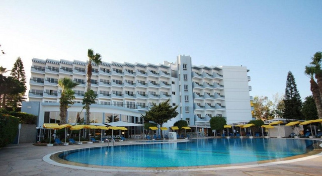 Smartline Protaras 3*  3