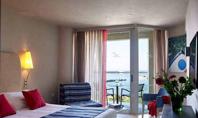 Kyma Suites Beach Hotel 5* 5