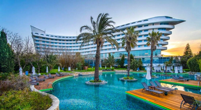 Concorde Deluxe Resort 5 *  5