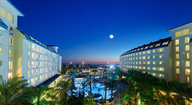 Crystal Admiral Resort Suites & Spa 5 *  5