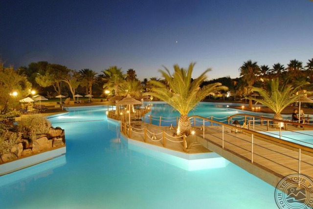 Aquila Rithymna Beach 5 *  5