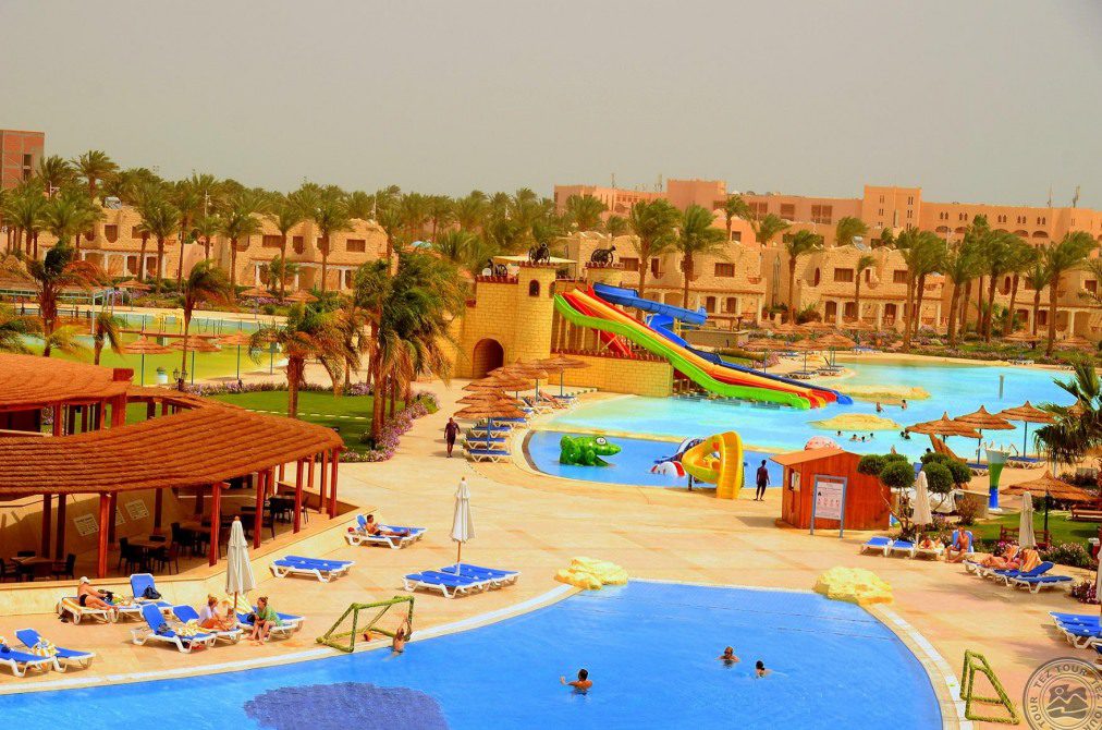 Royal Lagoons Aqua Park Resort Hurghada 5 * хотел, Хургада