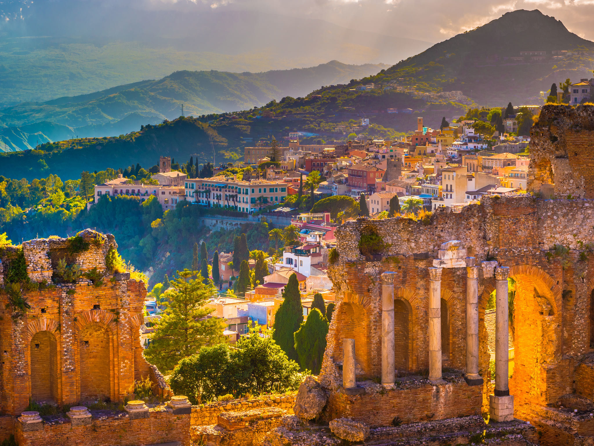 Почивка на о-в Сицилия с 5 UNESCO обекта: Сиракуза, Етна, Таормина, Агридженто, Пиаца Армерина и Лидо ди Ното през 2022 г.!